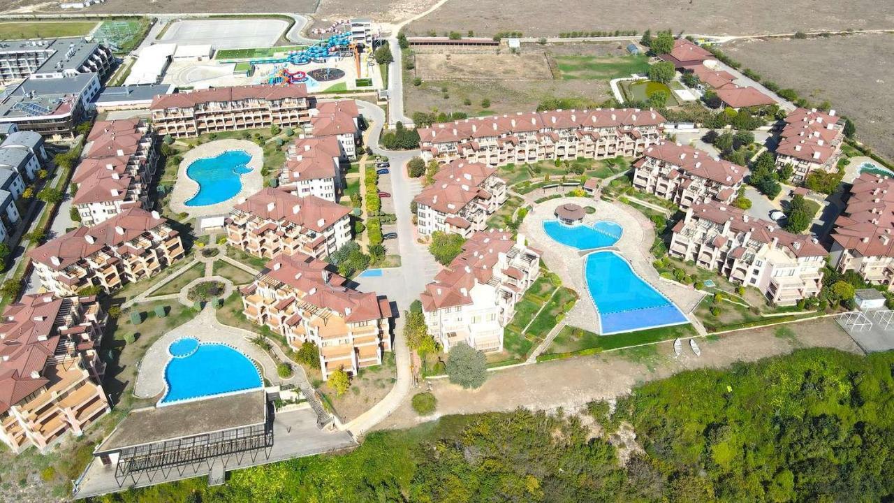 Sea View & Infinity Pool Apartments In Kaliakria Resort Balchik Eksteriør billede