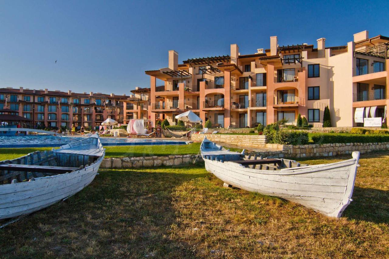 Sea View & Infinity Pool Apartments In Kaliakria Resort Balchik Eksteriør billede