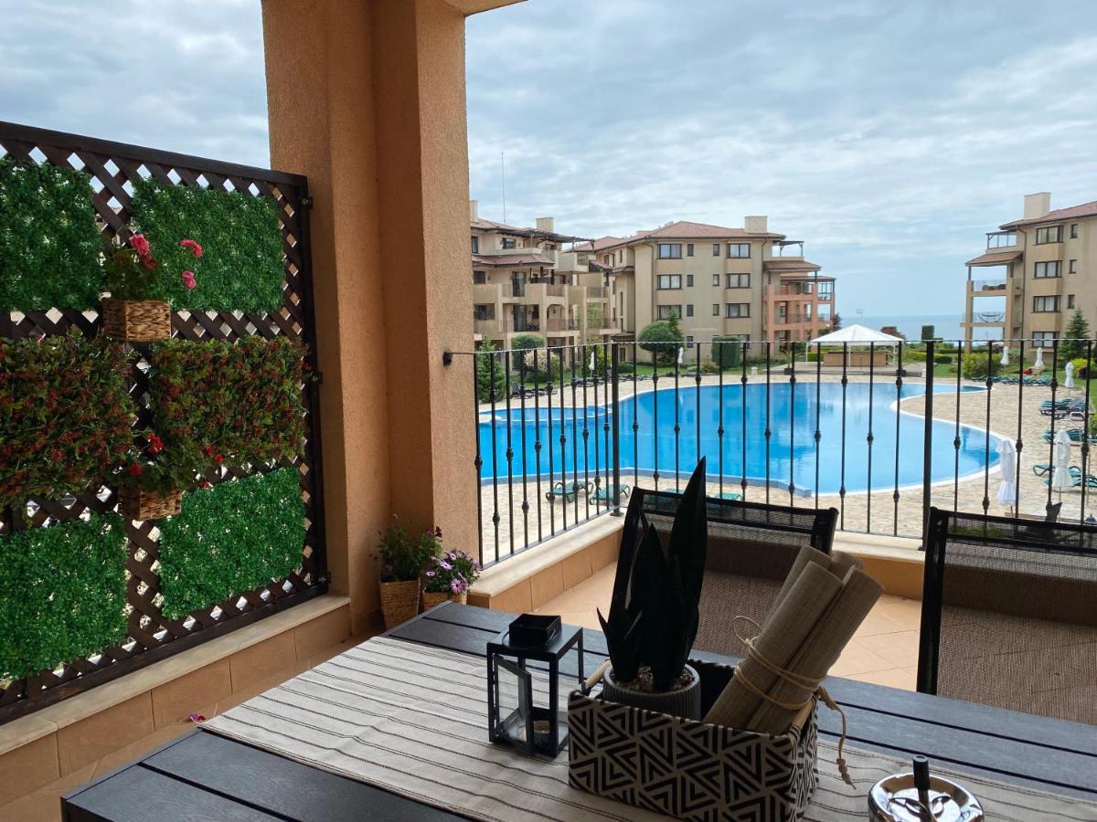 Sea View & Infinity Pool Apartments In Kaliakria Resort Balchik Eksteriør billede