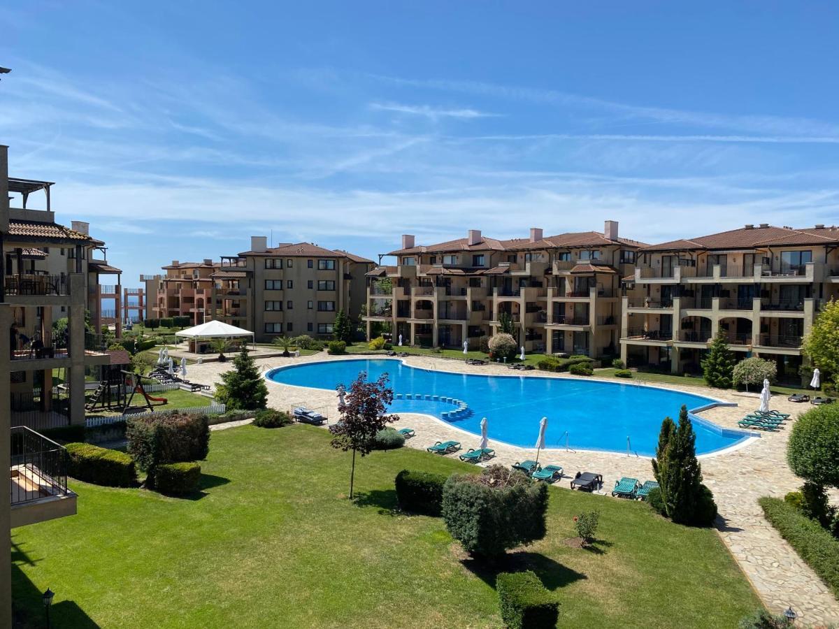 Sea View & Infinity Pool Apartments In Kaliakria Resort Balchik Eksteriør billede